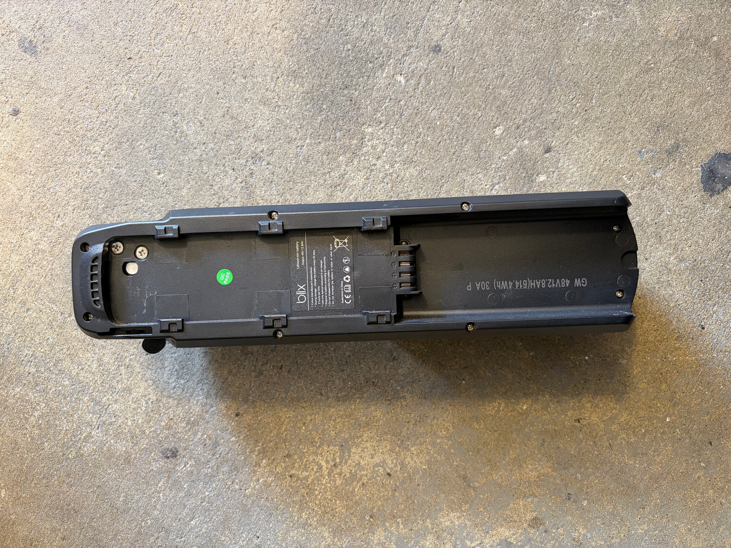 Blix Ultra/Dubbel battery underside with 48V 12.8Ah label